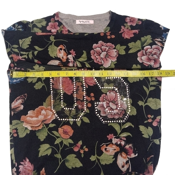 White Floral Sweater Top - Picture 6 of 9